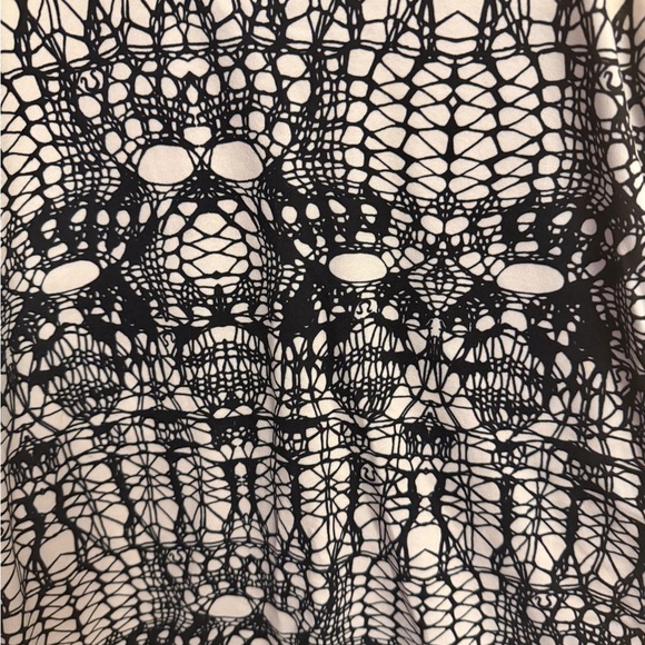 Lululemon Athletica Tank Top - Picture 2 of 4